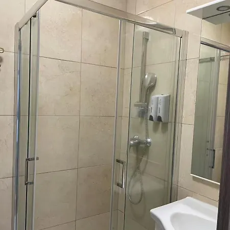 Fiera Konukevi 3*