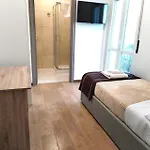 Fiera בית הארחה 3*