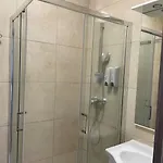 Fiera בית הארחה 3*